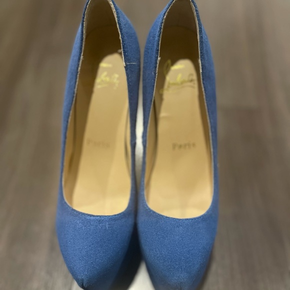 Red Bottom Heels - Picture 2 of 4